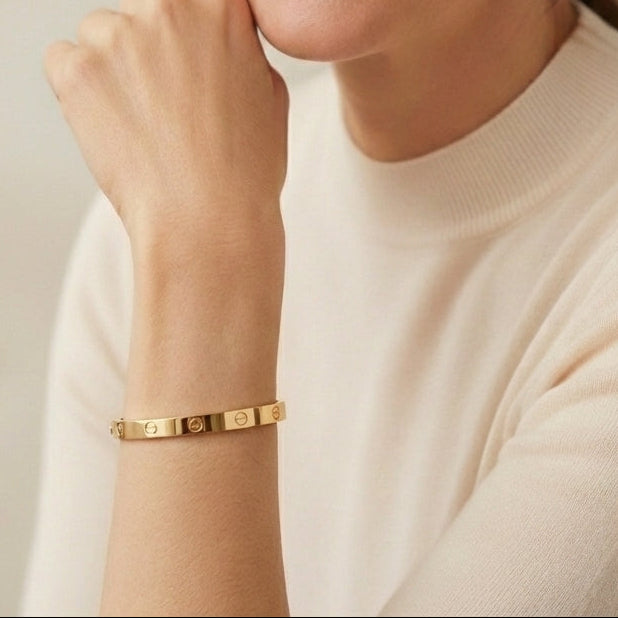 Pulsera de Oro de la Eternidad