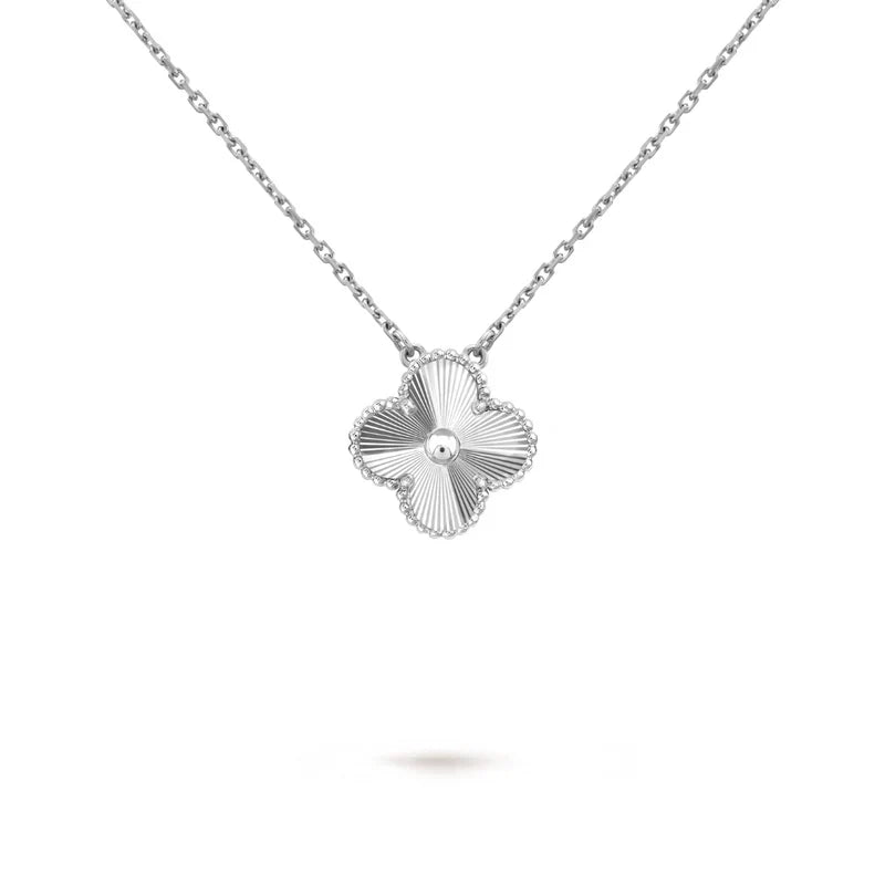 TRÉBOL | Collar Guilloché